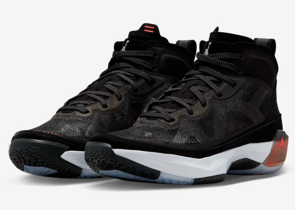 Giay Nike Jordan 37 'Black Hot Punch' DV0747-091