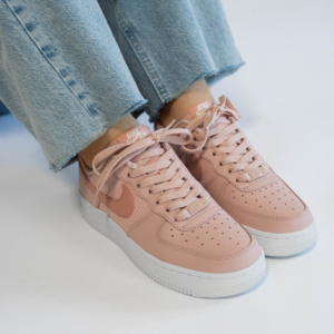 Giay Nike Air Force 1 Low '07 ESS 'Pink Oxford' DJ9945-600