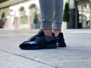 Giay New Balance 327 'Black' MS327SB