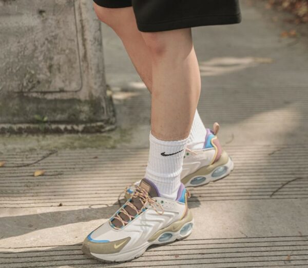Giay Nike Air Max Tw Se 'Green Opt Yellow Blue' FJ7071-070