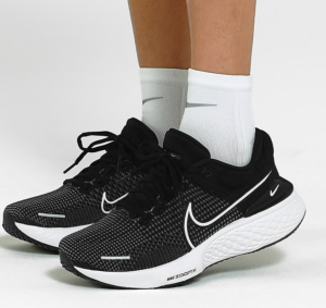 Giay Nike ZoomX Invincible Run Flyknit 'Black White' DC9993-001