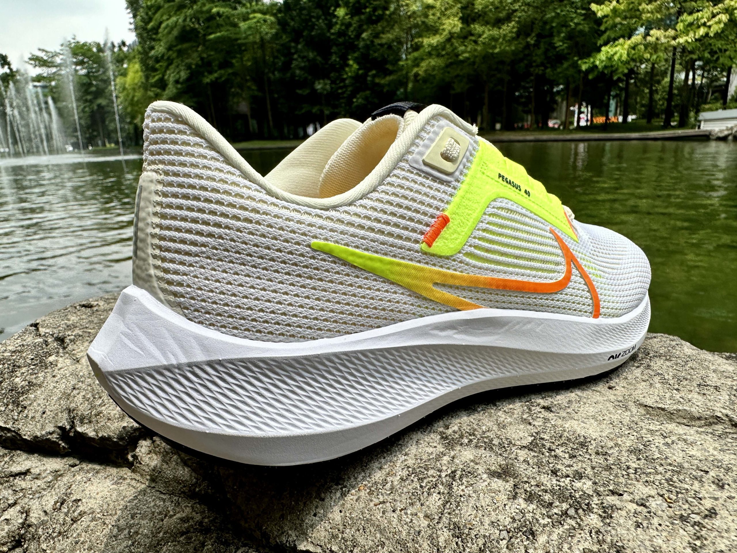 Top 5 mẫu giày chạy bộ Nike không thể bỏ qua trong năm 2023 Hinh anh 7: Top 5 mau giay chay bo Nike khong the bo qua trong nam 2023