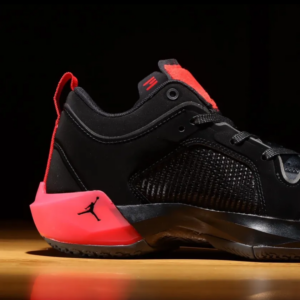 Giay Nike Air Jordan XXXVII Low Pf 'Black' DQ4123-007