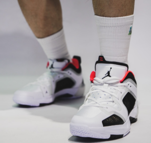 Giay Nike Air Jordan XXXVII Low PF 'White Black Siren Red' DQ4123-100