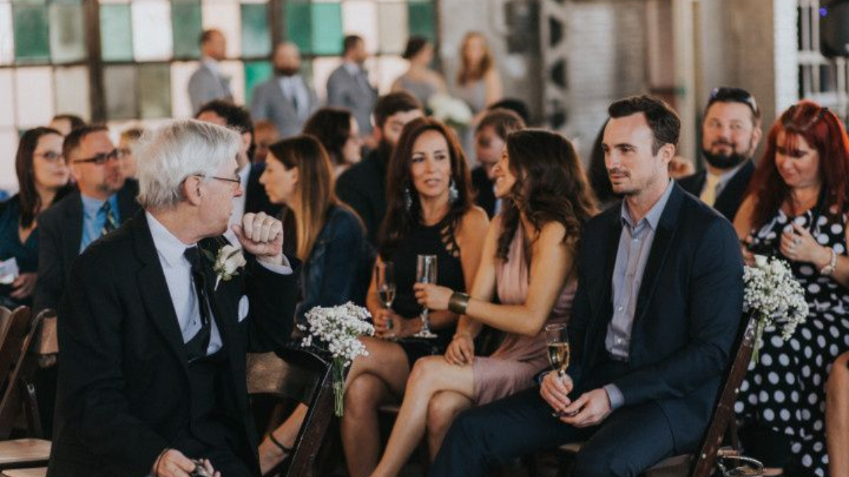 Hinh anh 7: Dam cuoi mua he: Nhung trang phuc ly tuong khi du tiec (Phan 1)