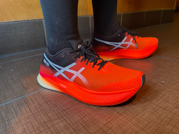 Giay Asics Metaspeed Sky 'Sunrise Red Black' 1011B215-600
