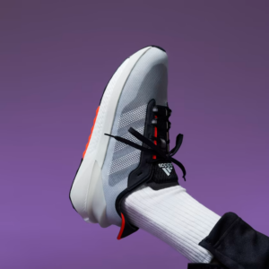 Giay Adidas Avryn 'Core Black' HP5969