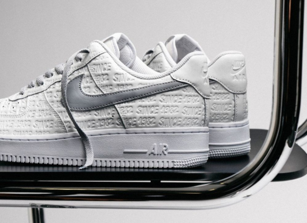 Giay Nike Air Force 1 Low 'Since 1982' FJ4823-100
