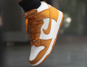 Giay Nike Dunk High Retro Se 'Monarch' DV7223-800