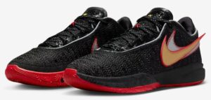 Giay Nike LeBron 20 'Miami Heat' DJ5423-001