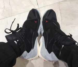 Giay Nike Jordan Zion 2 'Black Cement' DO9161-060