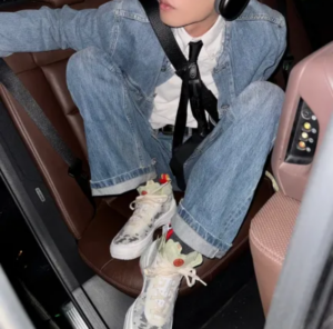 Giay Nike Air Jordan 37 'Year of the Rabbit' FD4688-100