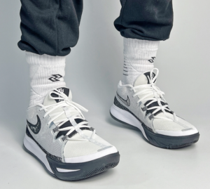 Giay Nike Kyrie Flytrap 6 EP 'White' DM1126-101