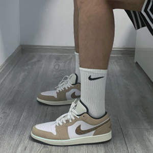 Giay Nike Air Jordan 1 Low SE 'Brown Elephant' DZ4130-201