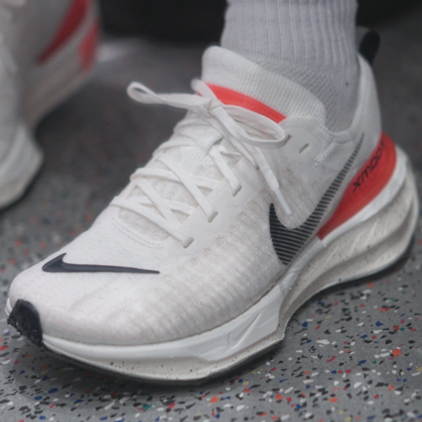 Giay Nike Invincible Run 3 'White Bright Crimson' DR2615-101