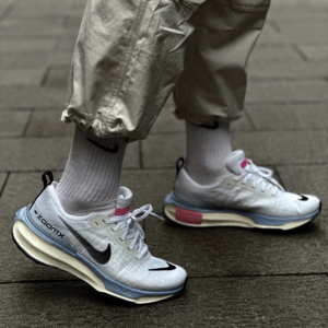 Giay Nike Invincible Run 3 'White Cobalt Bliss' DR2615-100