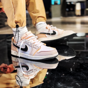 Giay Nike Air Jordan 1 Retro Low OG EX 'Coconut Milk' DV0982-100