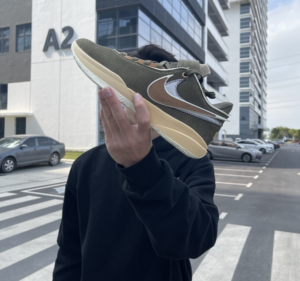 Giay Nike LeBron 20 'Olive Green' DV1193-901