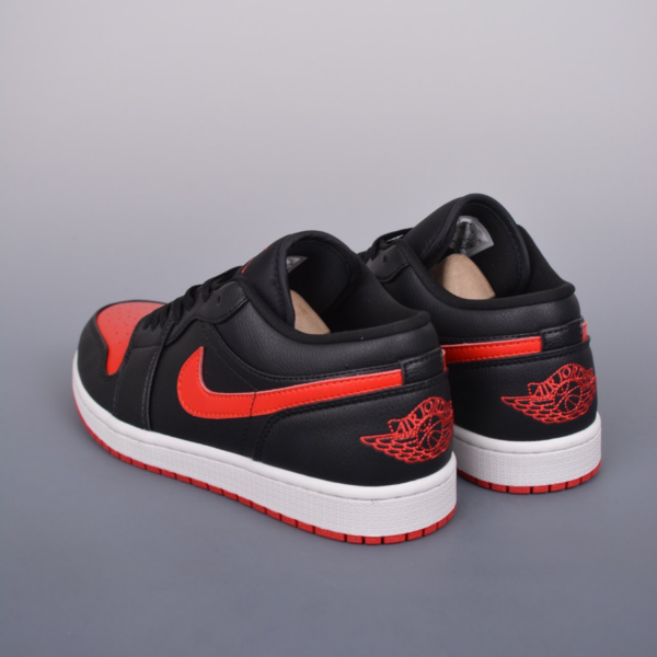 Giay Nike Air Jordan 1 Low 'Bred Sail' DC0774-061