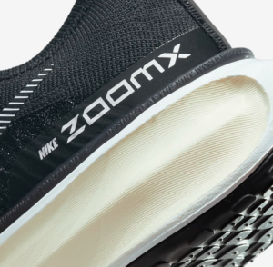 Giay Nike Invincible Run 3 'Black White' DR2660-001