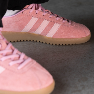 Giay Adidas Bermuda 'Glow Pink' GY7386
