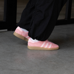 Giay Adidas Bermuda 'Glow Pink' GY7386