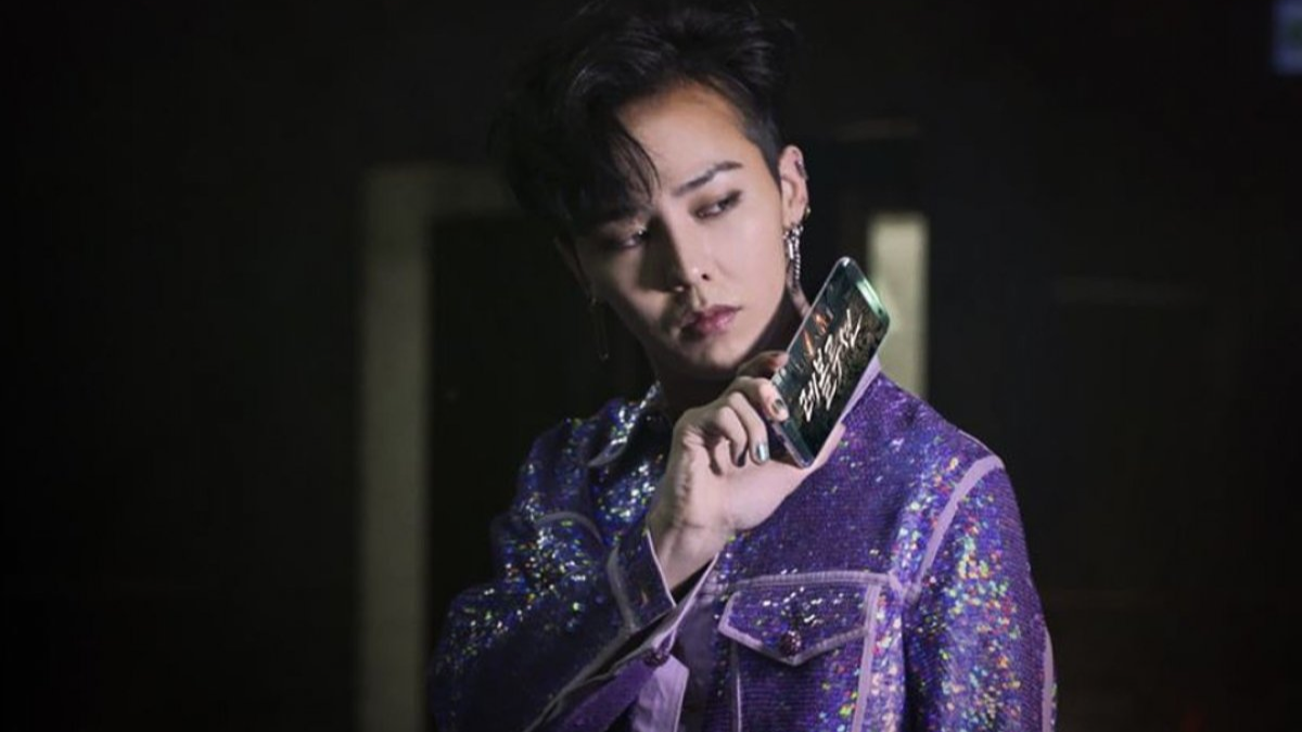 Điểm qua những lần hợp tác "đắt giá" của ông hoàng Kpop G-Dragon và Nike Hinh anh 5: Diem qua nhung lan hop tac "dat gia" cua ong hoang Kpop G-Dragon va Nike