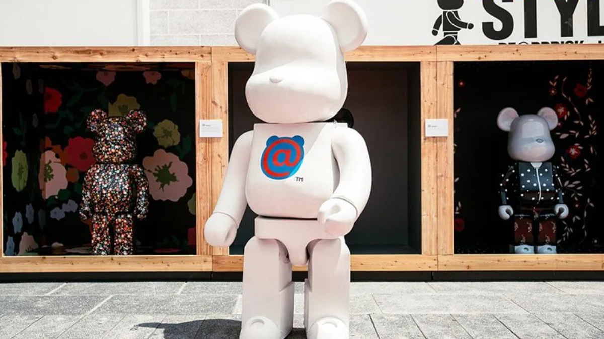 Hinh anh 1: Tai sao gau Bearbrick lai dat nhu vay? Cach bao quan BST gau Bearbrick cua ban