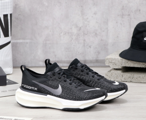 Giay Nike Invincible Run 3 'Black White' DR2660-001