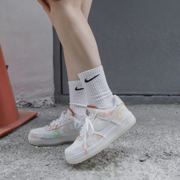 Giay Nike Air Force 1 Low ’07 ‘Paisley Printed’ FJ7739-101
