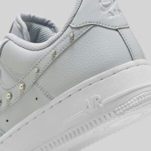 Giay Nike Air Force 1 Low '07 SE 'Pearl Swoosh Pure Platinum' DV3810-001