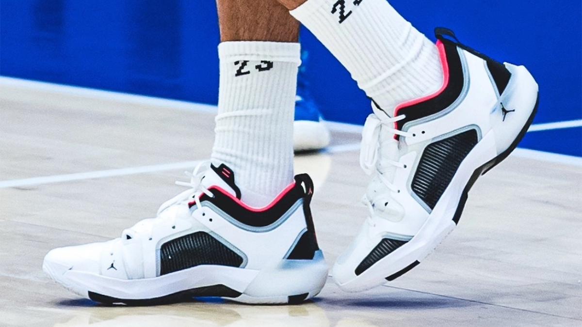 5 mẫu giày bóng rổ tốt nhất của Nike trong 2023 Hinh anh 2: 5 mau giay bong ro tot nhat cua Nike trong 2023