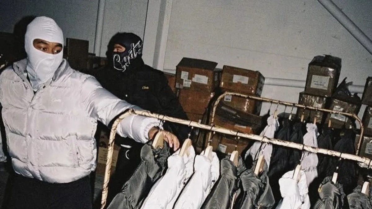 Tất tần tật những gì bạn cần biết về thương hiệu streetwear Corteiz Hinh anh 5: Tat tan tat nhung gi ban can biet ve thuong hieu streetwear Corteiz