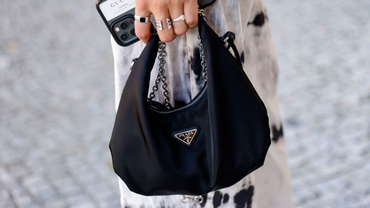 Những kết hợp luxury hoàn hảo cho mùa xuân 2023 Hinh anh 2: Nhung ket hop luxury hoan hao cho mua xuan 2023