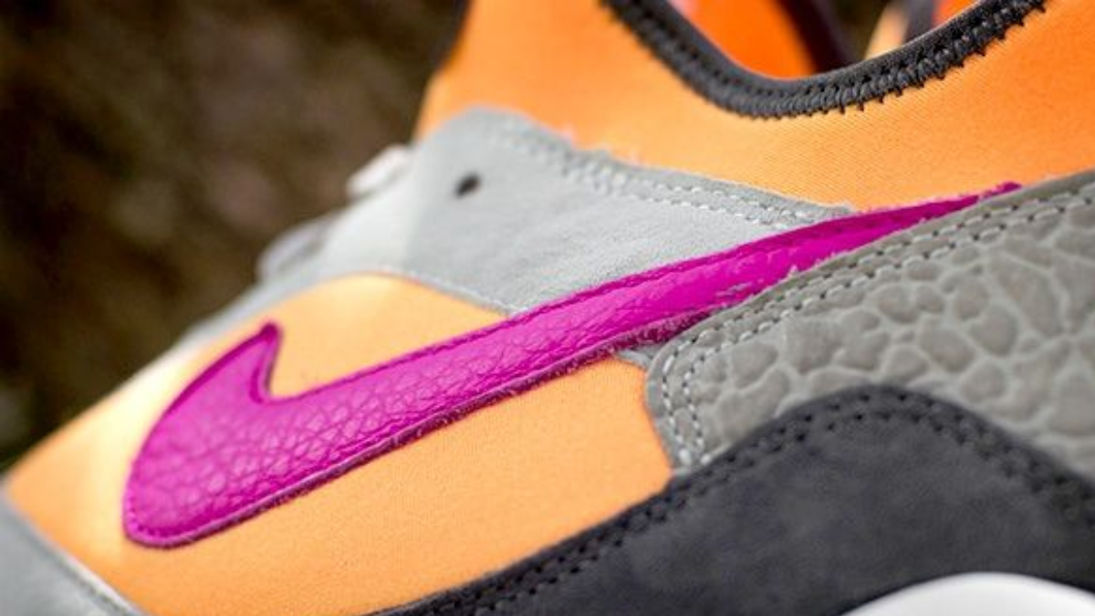 Hinh anh 1: Top 7 mau giay the thao theo chu de khong gian tot nhat