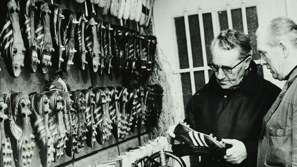 Adidas: Lịch sử hình thành và những lý do thành công của thương hiệu Hinh anh 4: Adidas: Lich su hinh thanh va nhung ly do thanh cong cua thuong hieu