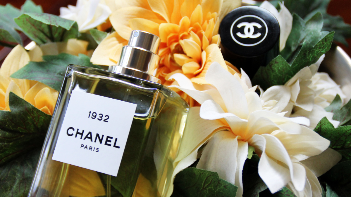 5 chai nước hoa Chanel iconic mang lại cảm giác như "thiên đường" dành cho Hinh anh 4: 5 chai nuoc hoa Chanel iconic mang lai cam giac nhu "thien duong" danh cho