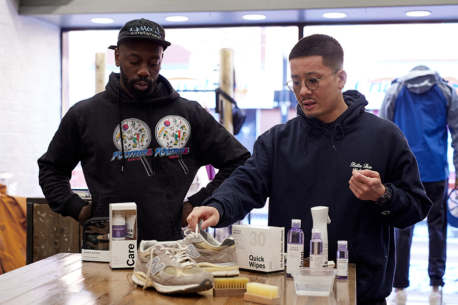 Hinh anh 2: Top 5 thuong hieu dung cu ve sinh va Spa Sneaker tot nhat toan cau