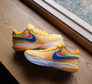 Giay Nike LeBron 20 'Laser Orange' DJ5422-801