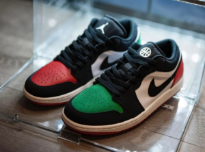 Giay Nike Air Jordan 1 Low 'Quai 54' FQ6703-100