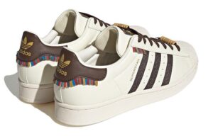 Giay Adidas Originals Superstar 'Cream White Brown' GY2524