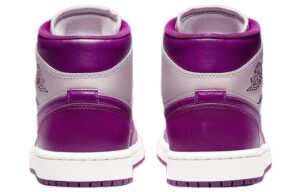 Giay Nike Air Jordan 1 Mid 'Magenta' BQ6472-501