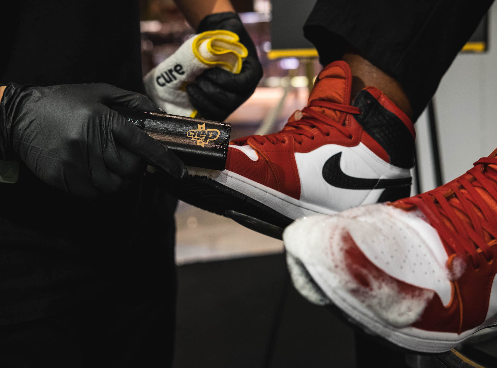 Hinh anh 3: Crep Protect: dong san pham lam sach giay hang dau danh cho sneakerhead