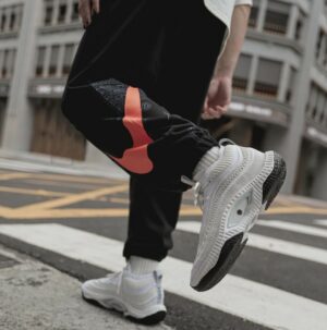 Giay Nike Cosmic Unity 3 'Summit White Black' DV2770-100