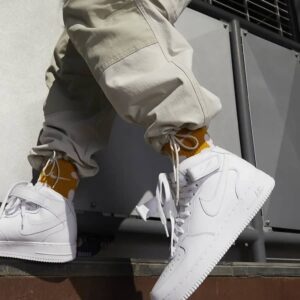 Giay Nike Air Force 1 Mid LE 'Triple White' DH2933-111