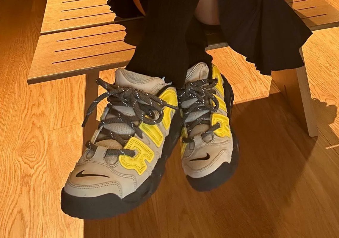 Hinh anh 6: Hinh anh dau tien ve phien ban AMBUSH x Nike Air More Uptempo "Black/White"