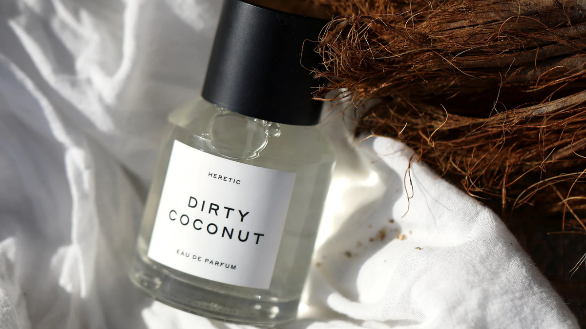 Lạc vào kỳ nghỉ xa xỉ với 11 chai nước hoa hương dừa cao cấp Hinh anh 11: Lac vao ky nghi xa xi voi 11 chai nuoc hoa huong dua cao cap