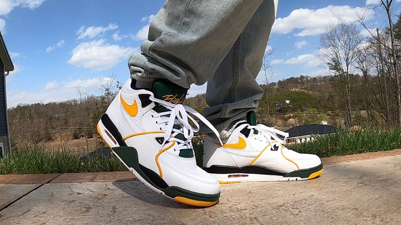 Hinh anh 4: Nike Air Flight 89: Khi Huyen Thoai Quay Lai Voi Suc Manh Moi