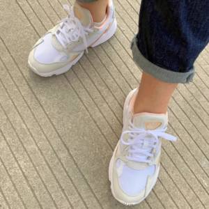 Giay Adidas Originals Falcon 'White Pink' GV7366