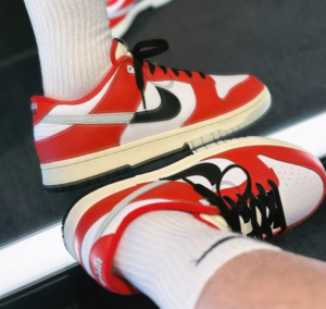 Giay Nike Dunk Low Retro PRM 'University Red Black' DZ2536-600